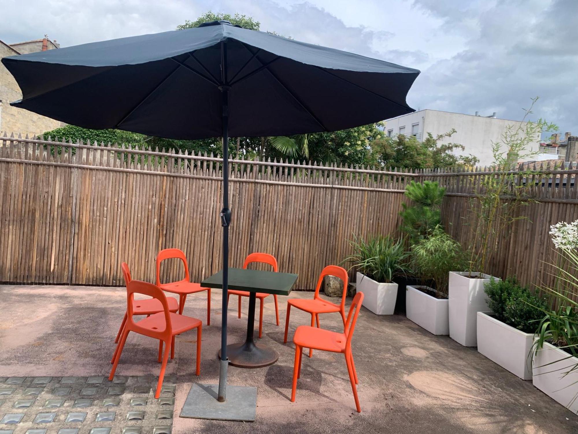 Le Beaufleury Et Sa Terrasse A La Victoire Apartment Bordeaux Exterior photo